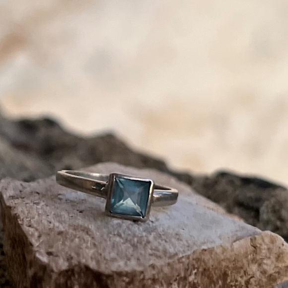 Royal Cerulean Stone Sterling Silver - Picture 7 of 12